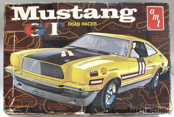 AMT 1/25 Mustang GT Road Racer - Ford Mustang II Mach 1 - Stock or GT Versions, T385 plastic model kit